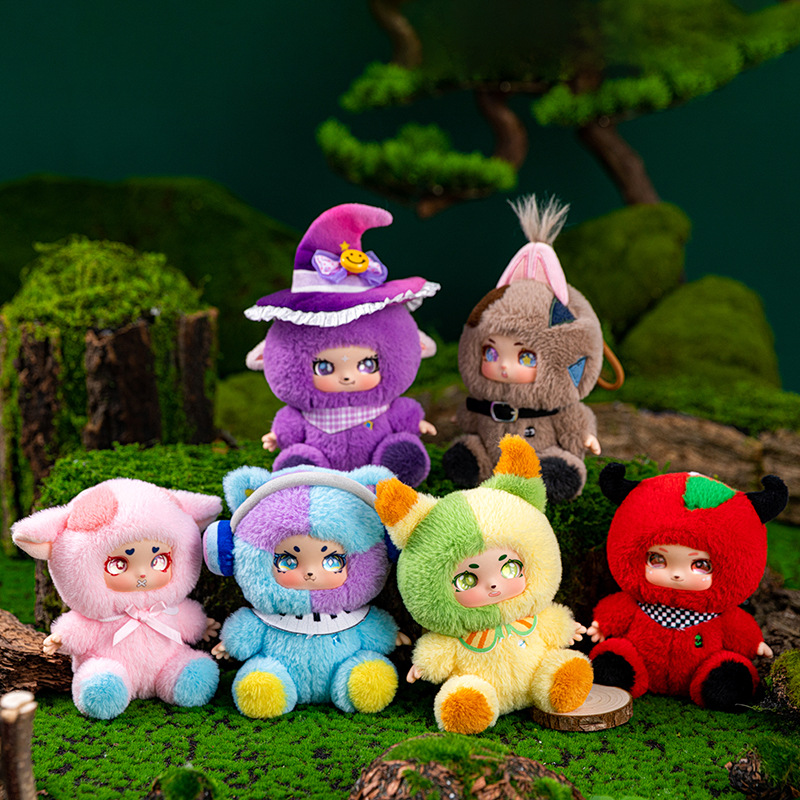 Kids Toys Idea - Cute Halloween Witch Doll Vinyl Face