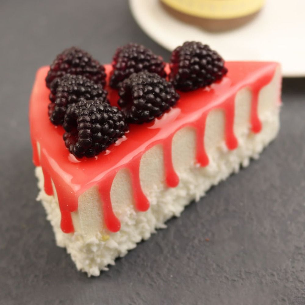 Vivid Triangular Cake Simulati - Kids Toys Mall reseña y precio